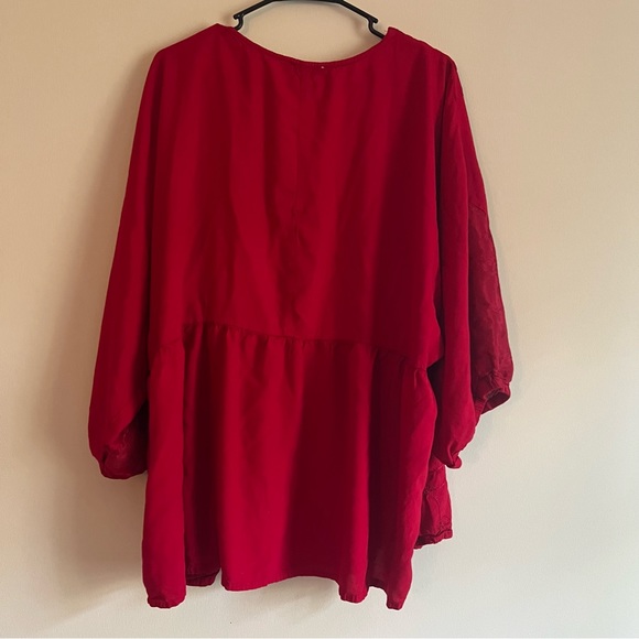 The Paragon. 3X Red Blouse - Picture 3 of 3
